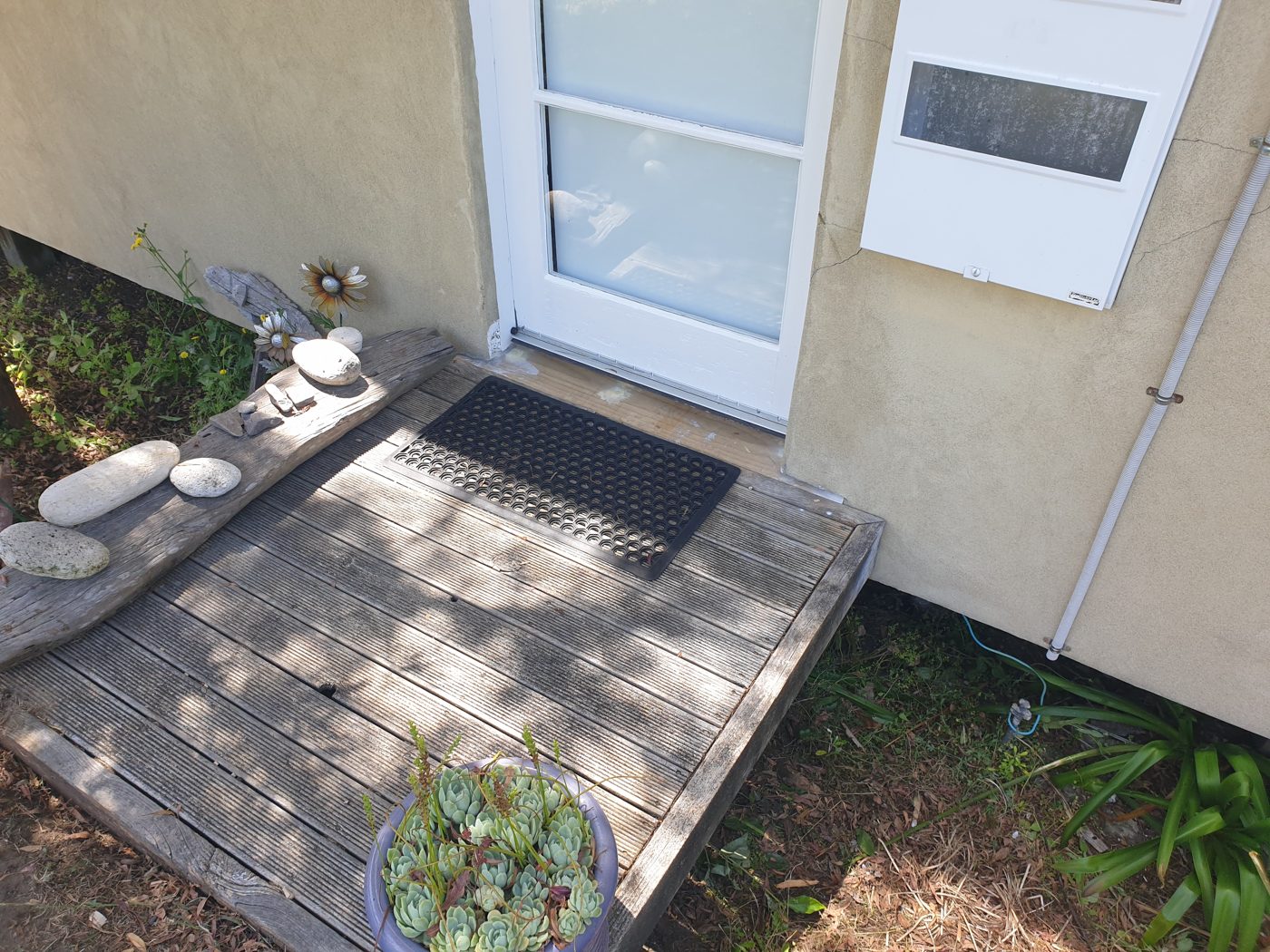 Threshold replacement by RNR Homes